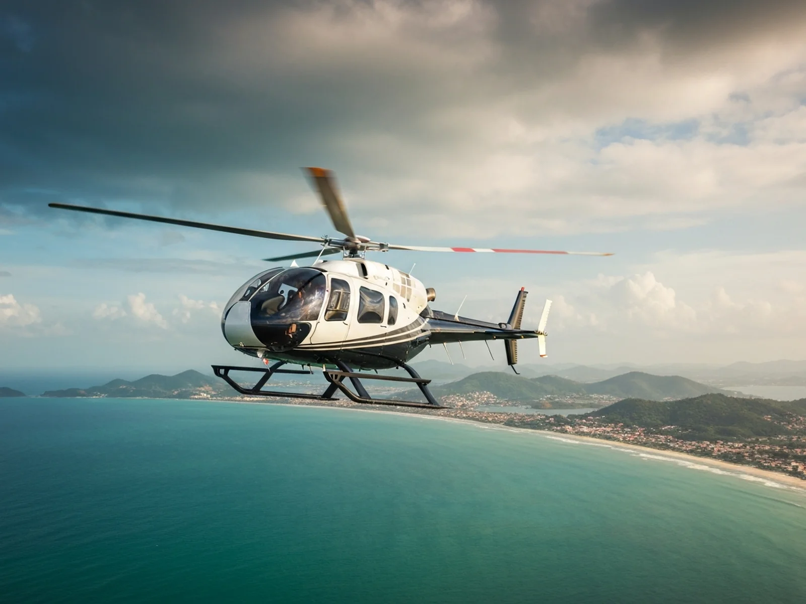Voo Panorâmico — Via Avantgarde Suites, Salvador, Bahia