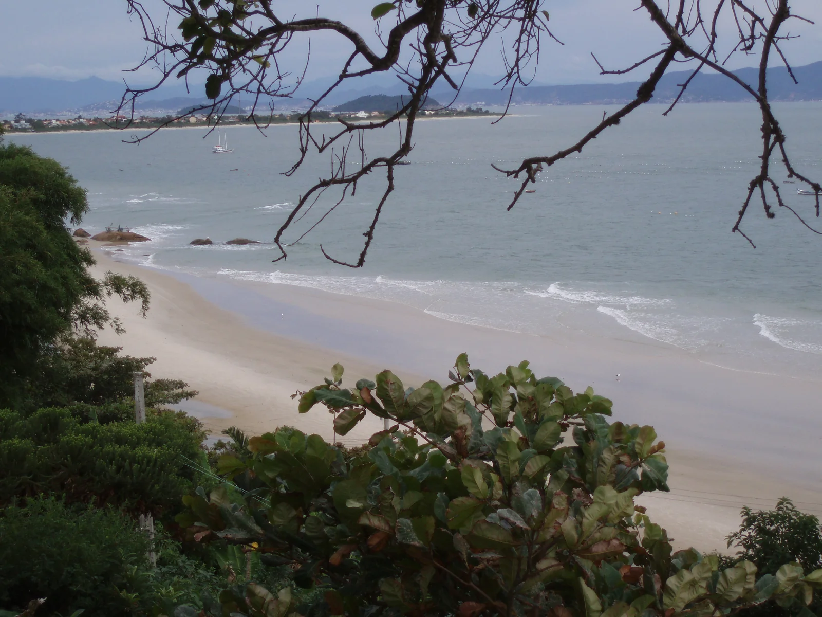 Praia do Forte-Florianopolis-Brasil.JPG