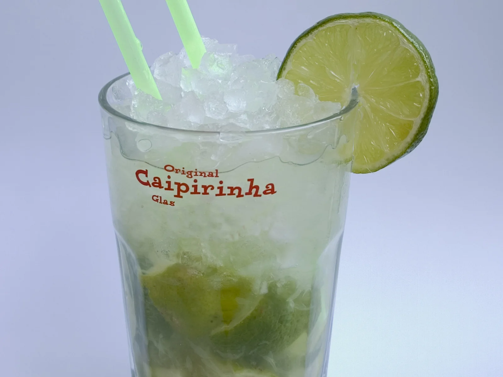 Cocktail Caipirinha raw.jpg