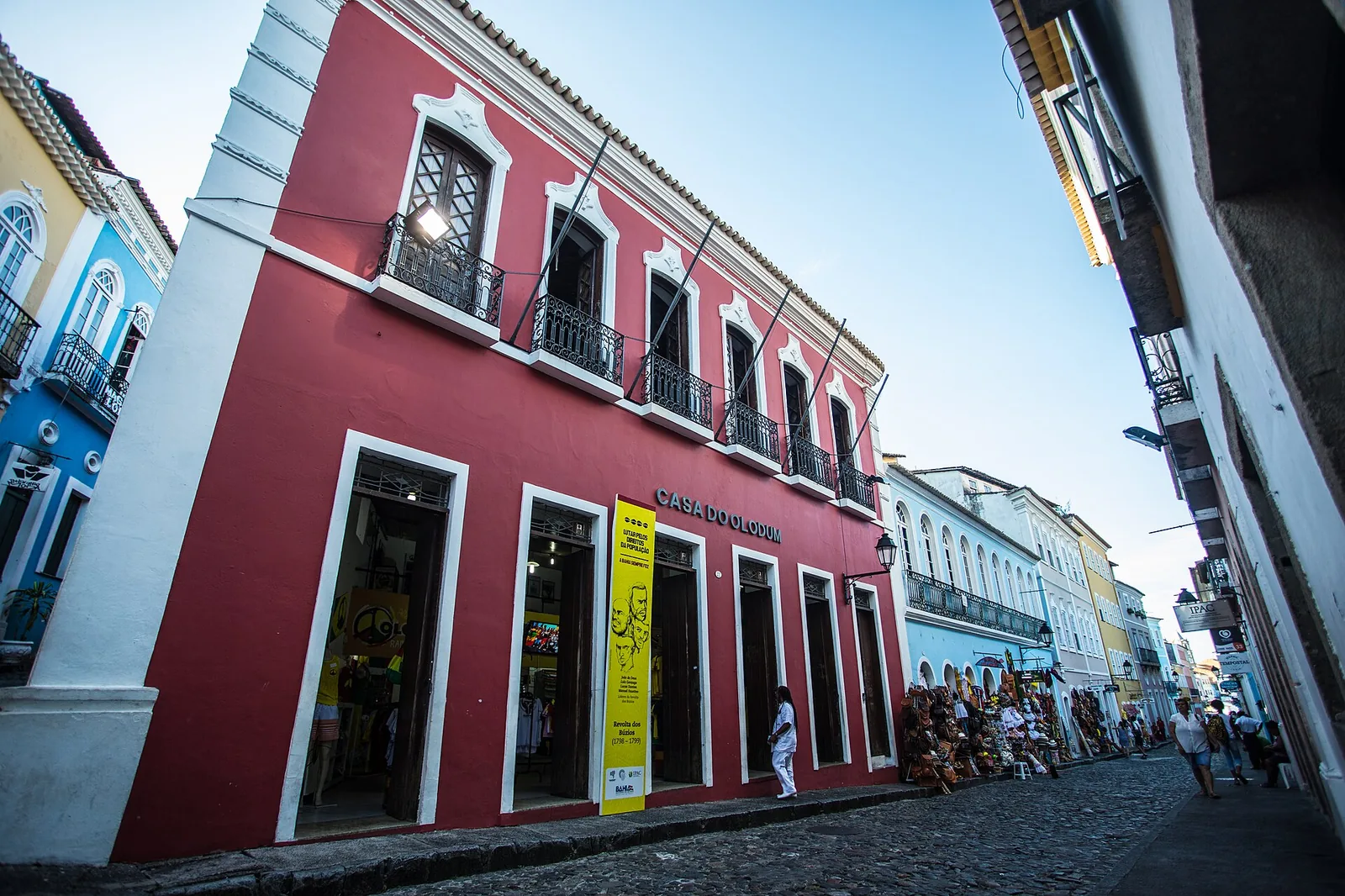 Percussionistas do Olodum em ensaio aberto no Largo do Pelourinho, Salvador