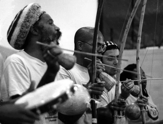 Capoeira-three-berimbau-one-pandeiro