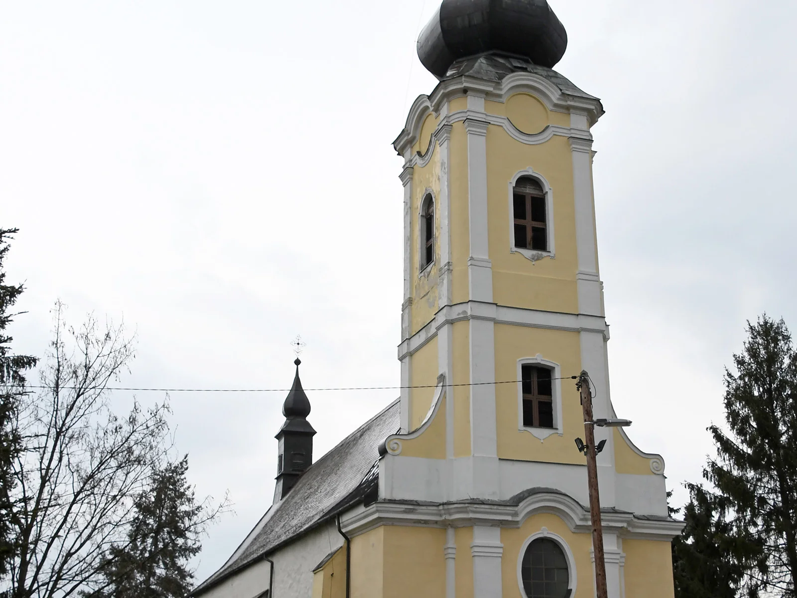 Forró, római katolikus templom 2021 01.jpg