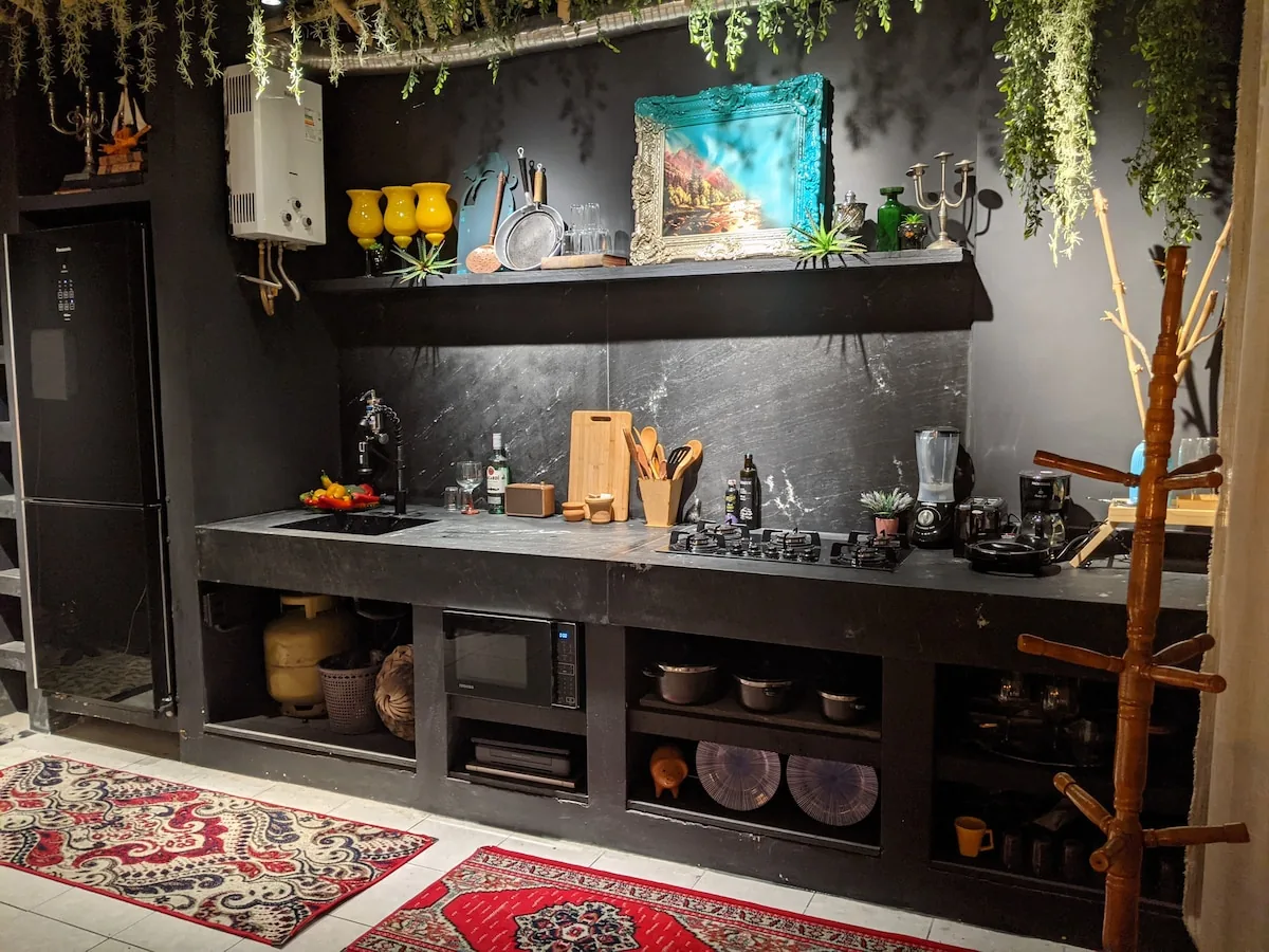 Bancada da cozinha gourmet — Penthouse Jacuzzi ao Lado do Elevador, Salvador, Bahia