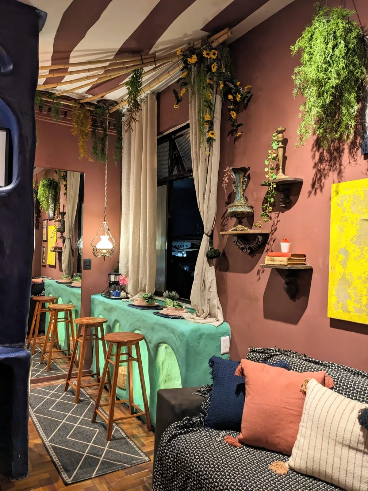 Sala de estar — Suite Colonial — Perto do Elevador e Hotel Fasano, Salvador, Bahia